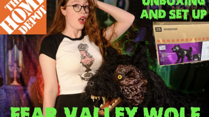 Unboxing the Halloween Animatronic Fear Valley Wolf