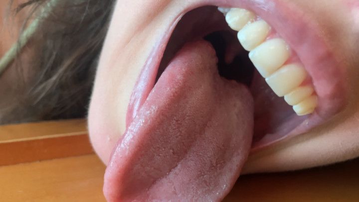 Giantess Mouth and Tongue JOI