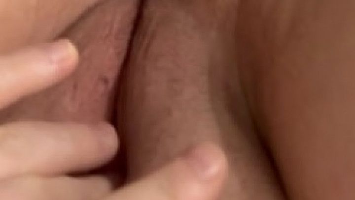 HE TEASED MY PUSSY .BUT WOULDN'T LET ME CUM