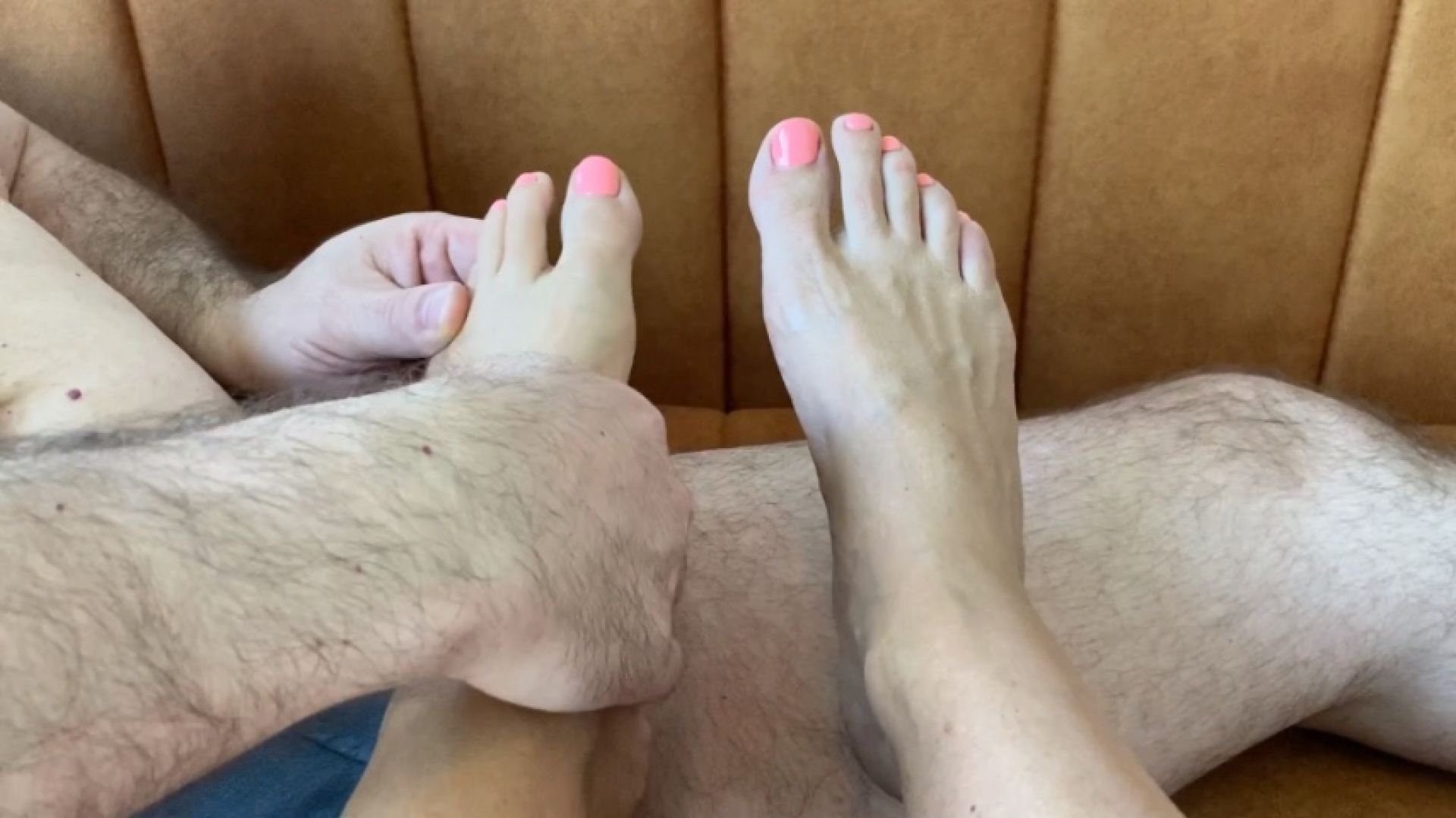 Foot massage turned footjob fun