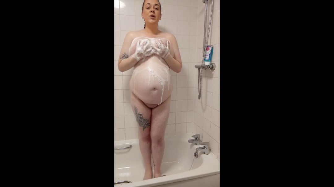 Pregnant shower time