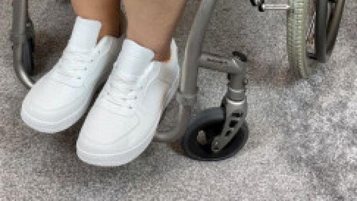Wheelchair floor transfer and foot play