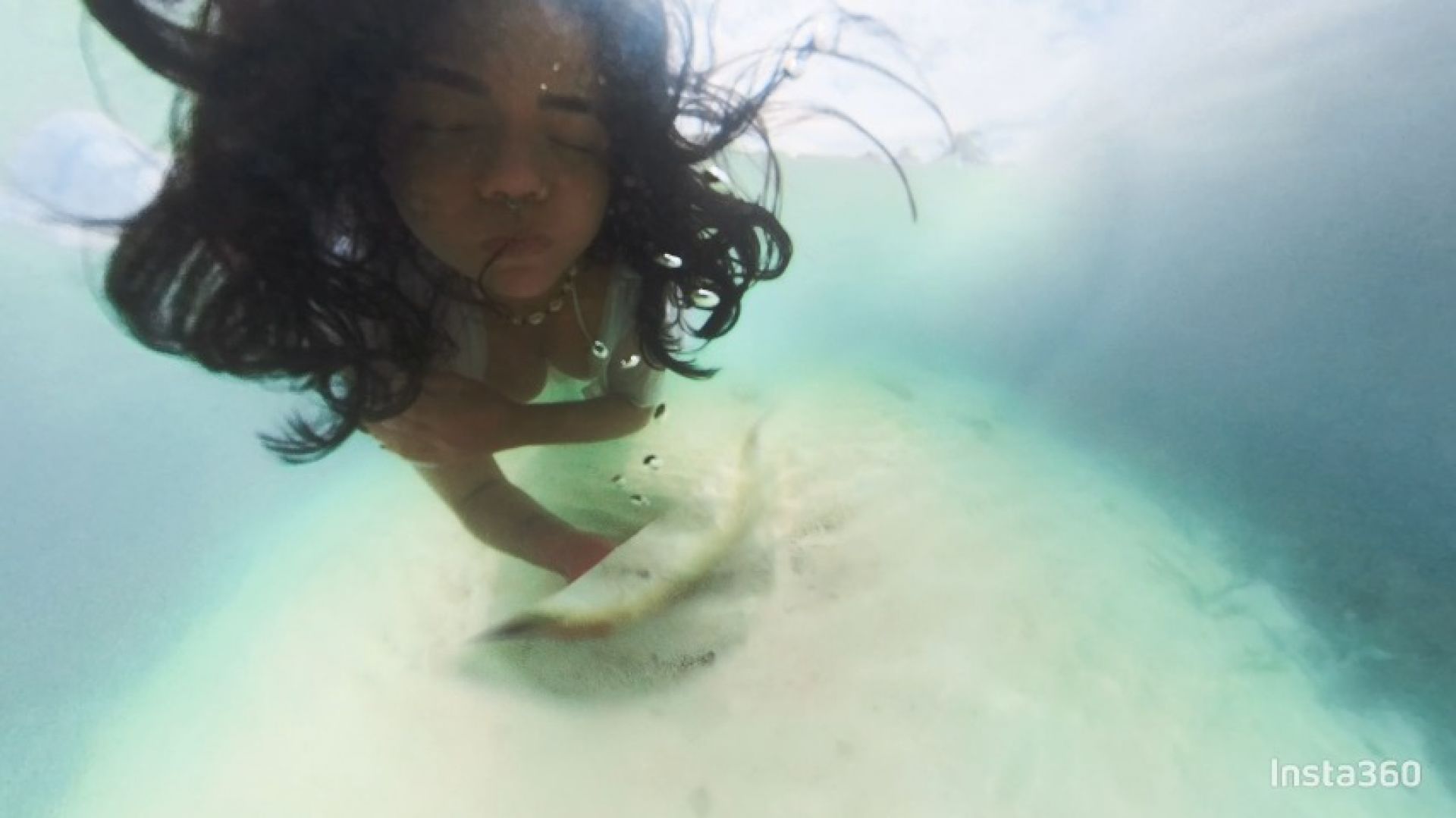 holding my breath in the sea-Colombian island