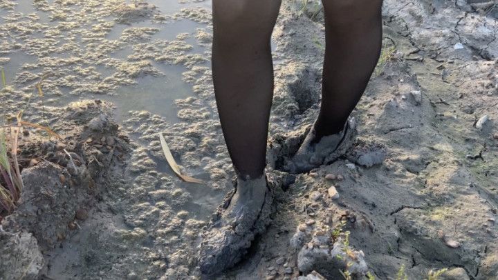 girl in new high-heeled shoes and stockings went for a walk