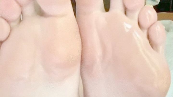 JOI oily feet