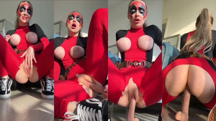 Deadpool girl fingering, dildo fuck &amp; ride