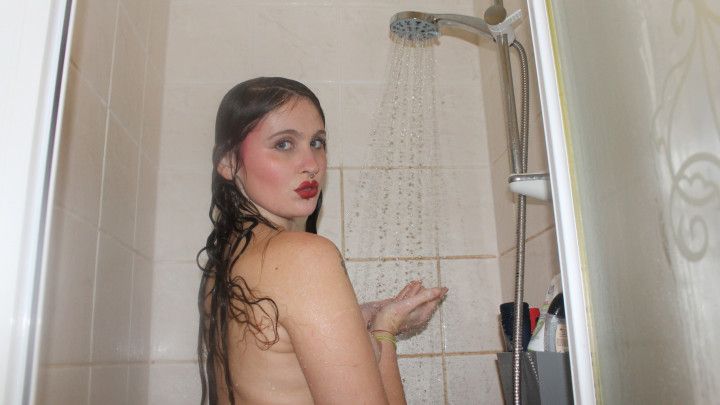 Secret playing with my pussy in husbands shower