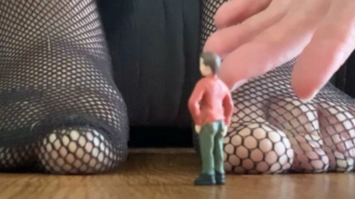 Carina Racy - Giantess Fishnet Foot Play