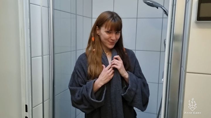 Masturbating in swinger shower