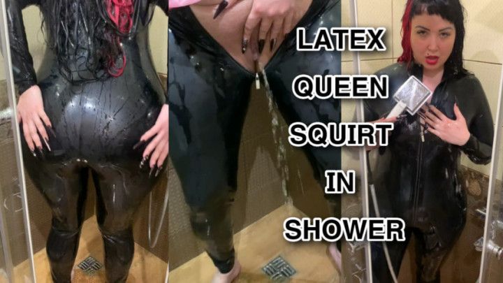 Latex Queen In Shower