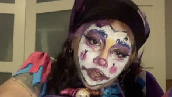 Getting creamy fuckin my pussy as a clown