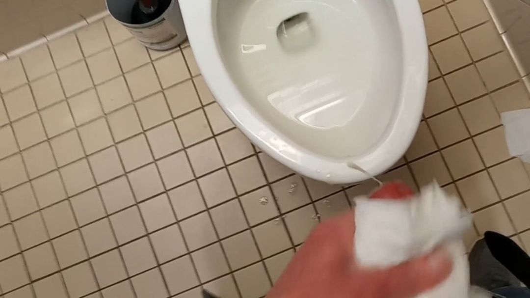 needing to rub one out in college public restroom