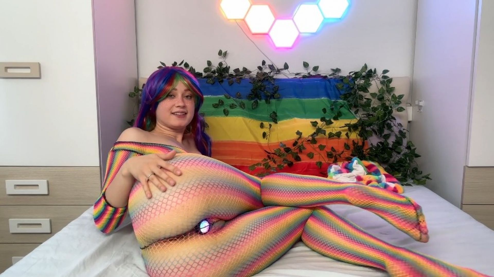 Rainbow Dash Cosplay Fucking With Butt Plug In Pussy