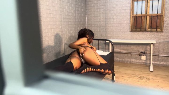 Caught the sexy ebony masturbating in prison