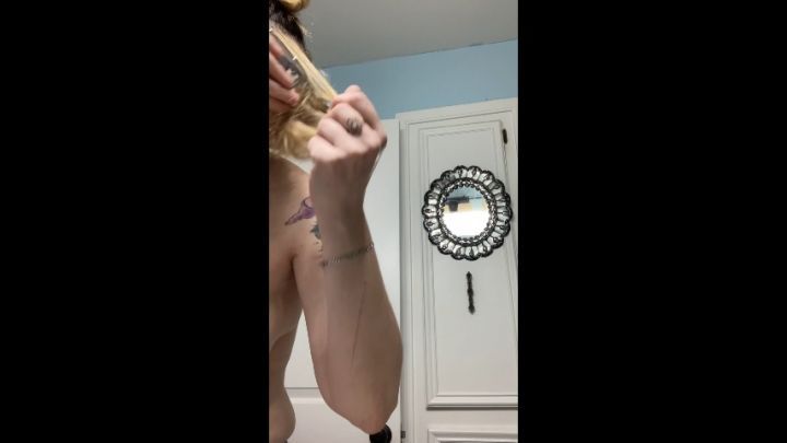 MILF Shaves her head topless