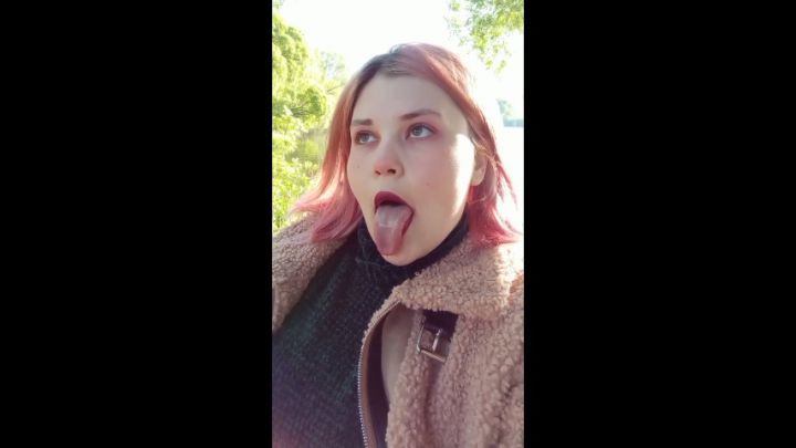 Ahegao in outside