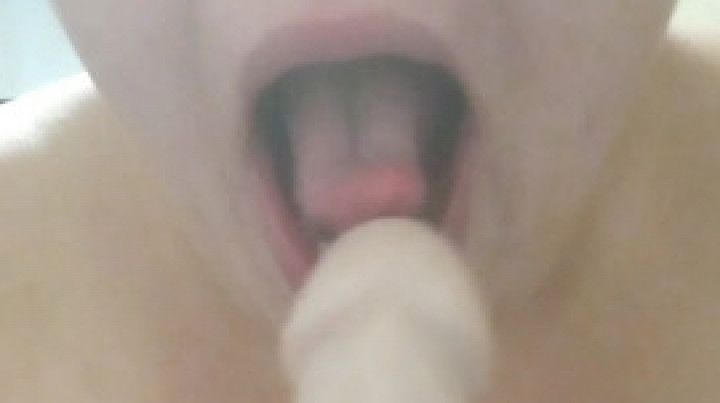 8 inch Dildo Fuck &amp; Suck