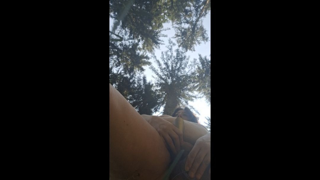 Chubby outdoor dildo + clit orgasm