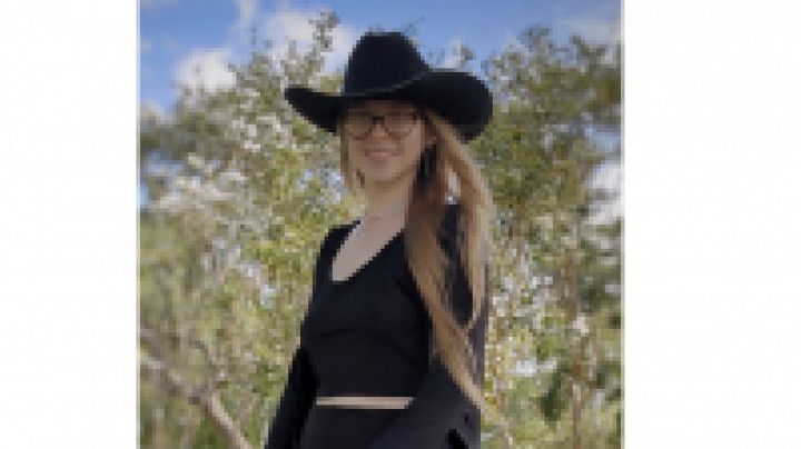 OOTD Black 3 Piece with matching cowgirl hat