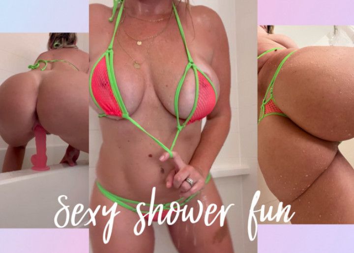 Sexy solo shower fun