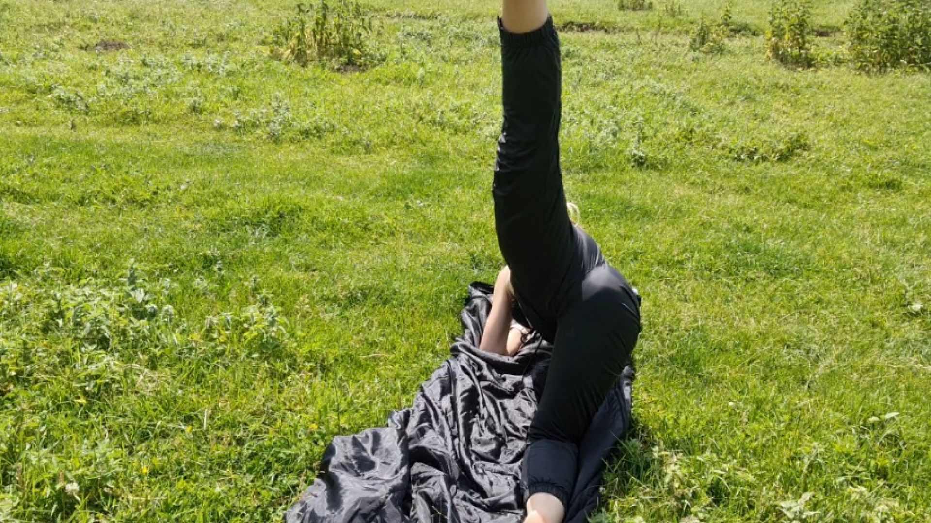 outdoor stretching while i wear nylon wind pants