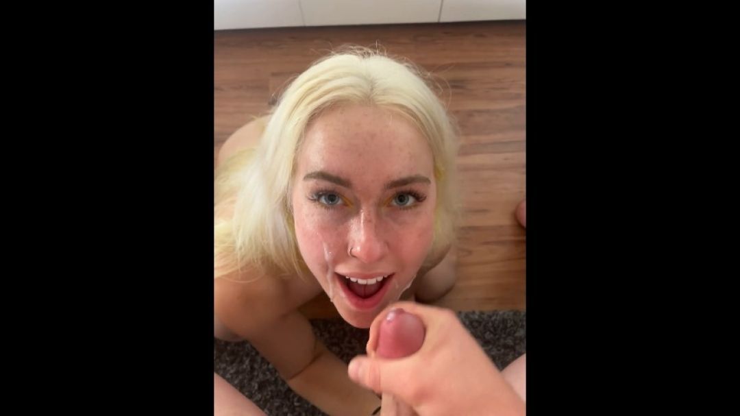 Blonde Hair Slut Blows Me for a quick Facial