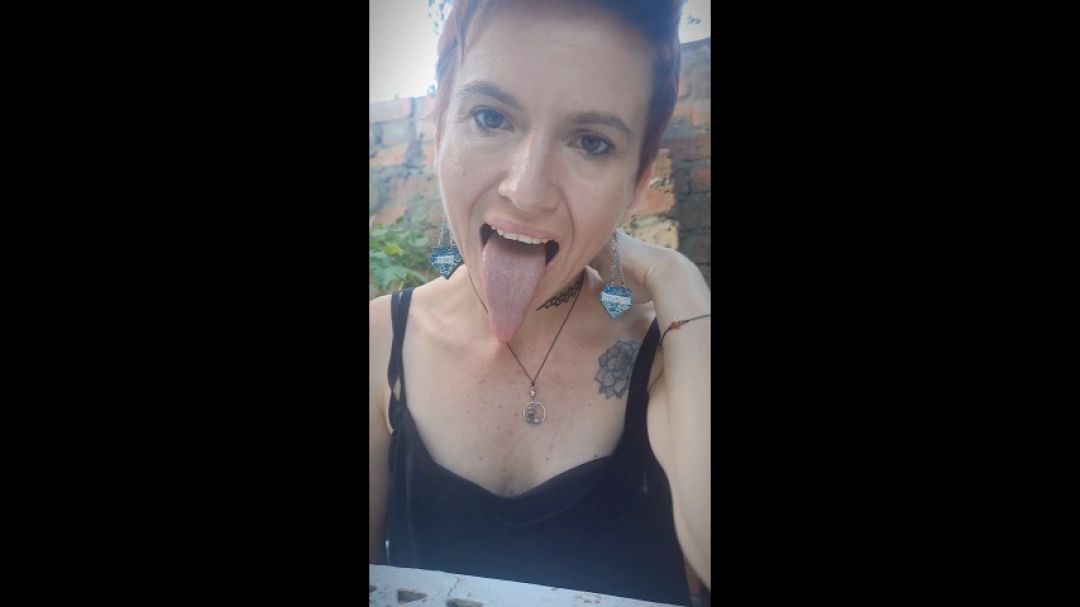 Sloppy tricks with my long tongue