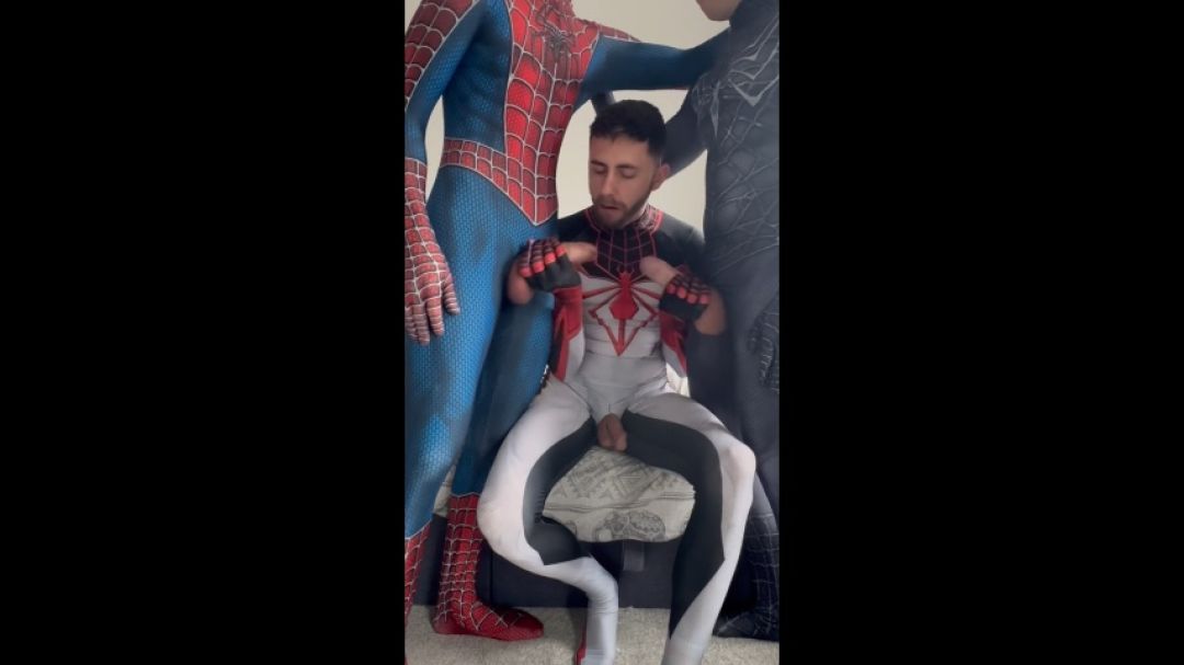 3 spider men