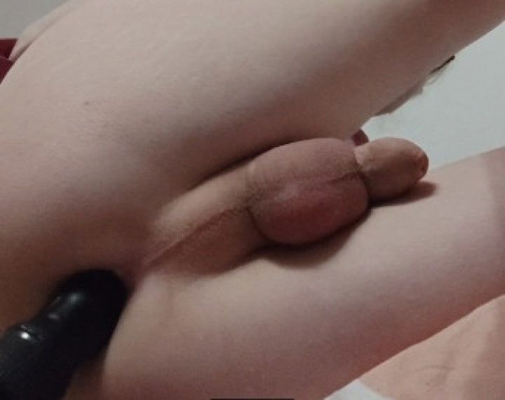 Femboy gets Anal fucked by black Dildo