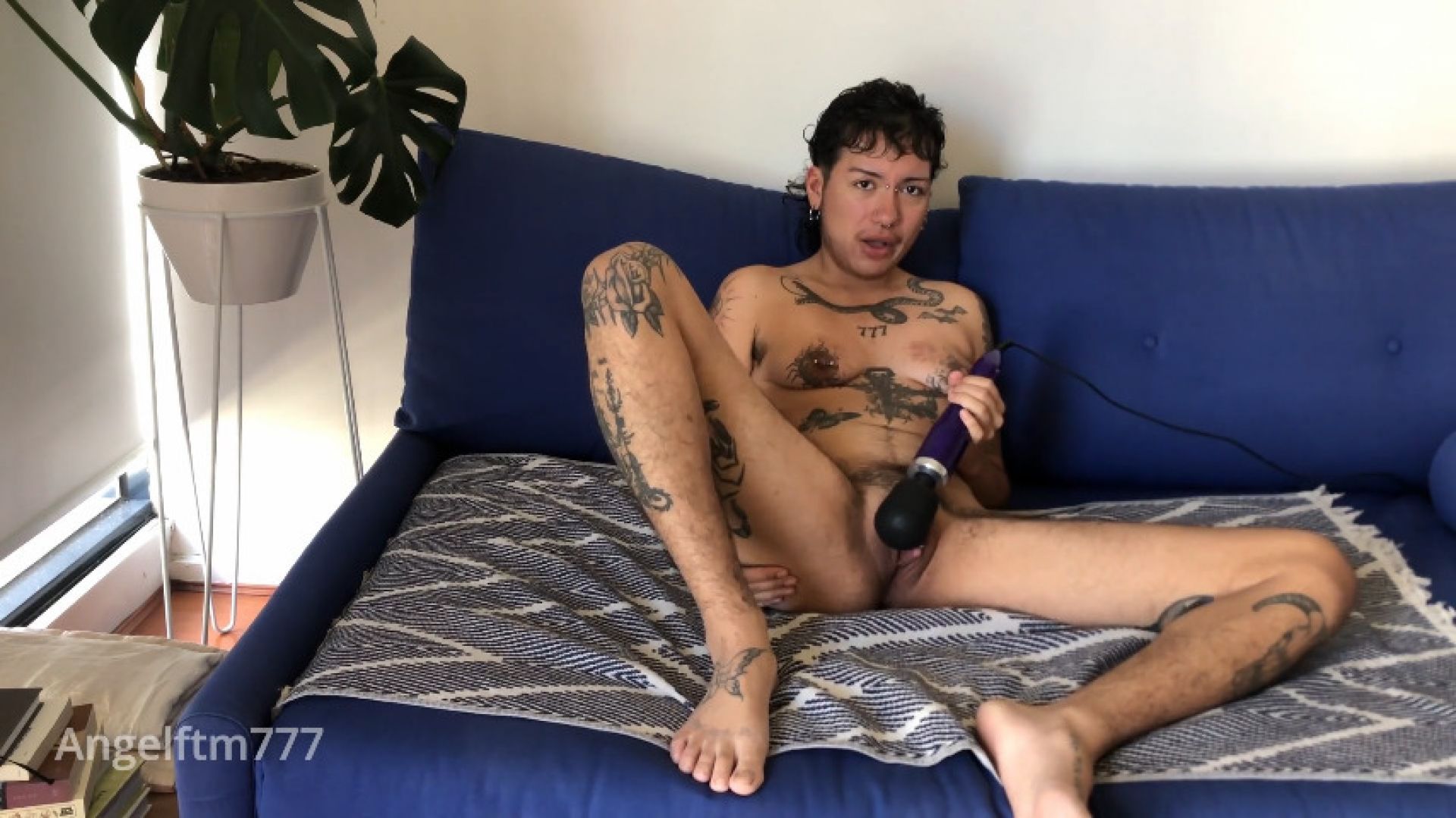 Wand Vibrator gives FTM MULTIPLE orgasms