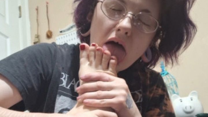 POV Weird Girl Licks Her Feet Clean In Front Of You