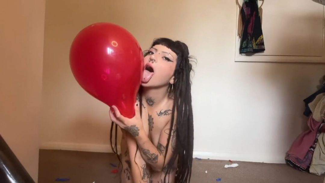 Naked Balloon Popping