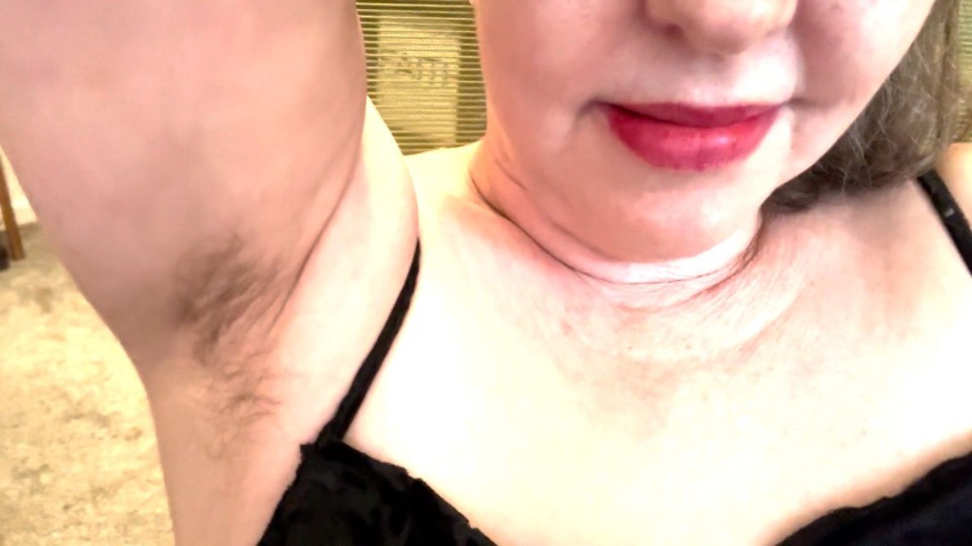 Hairy Armpit Showoff