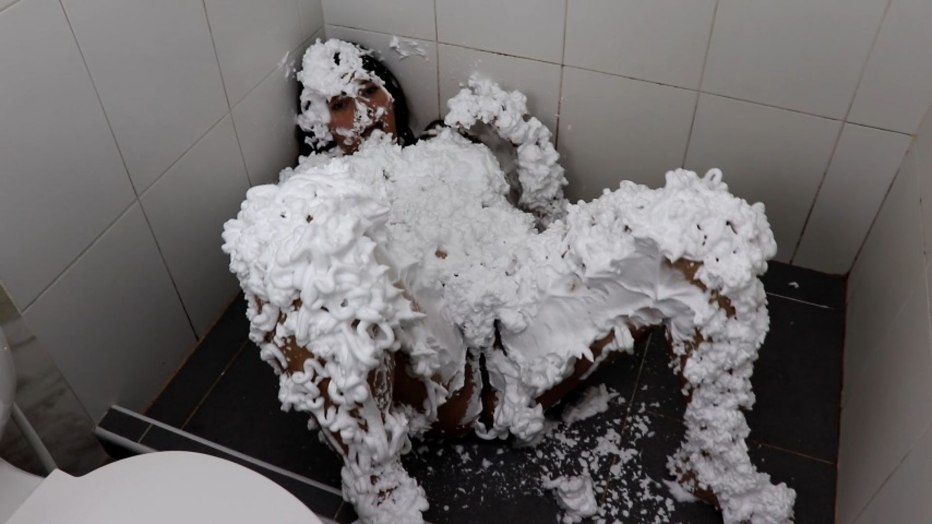 shaving cream bath with masturbation