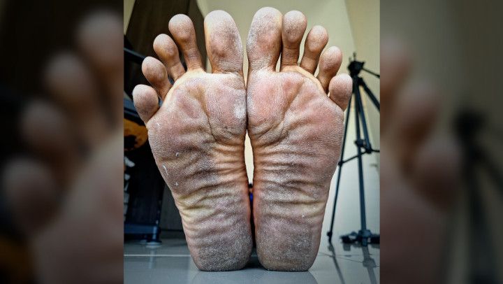 Dusty Soles Overwhelm Your Face feet ignore