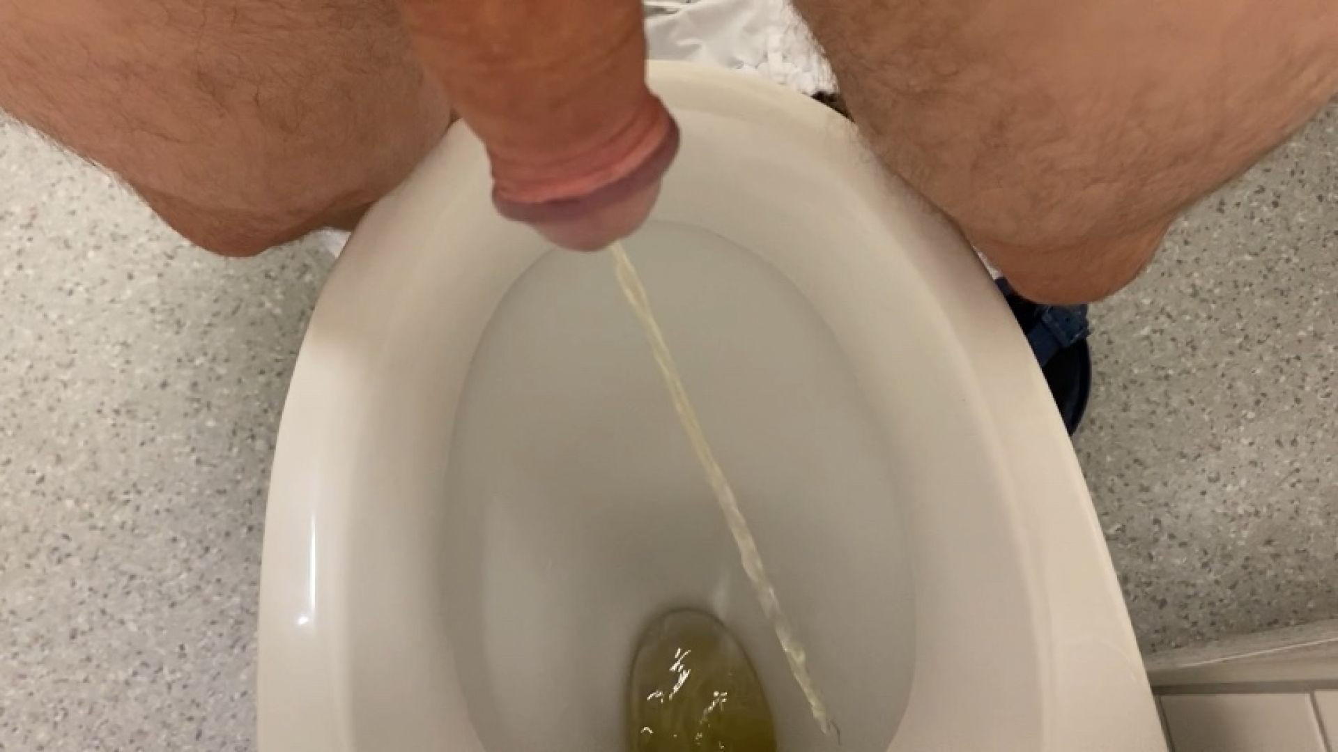 Pissing at Airport