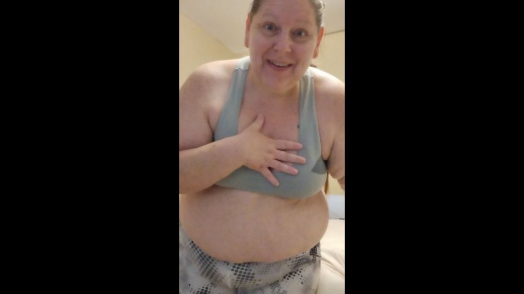 Bbw momma thinks she's going to get time to do yoga