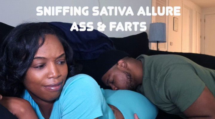 Sniffing Sativa Allure Ass &amp; Farts