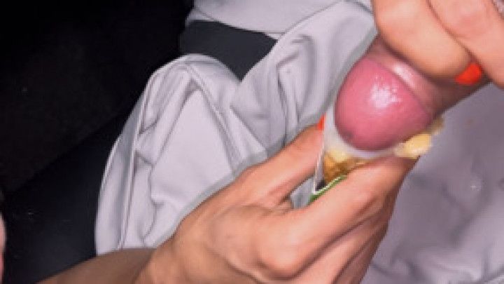 Backseat blowjob filled my apple pie with his cum