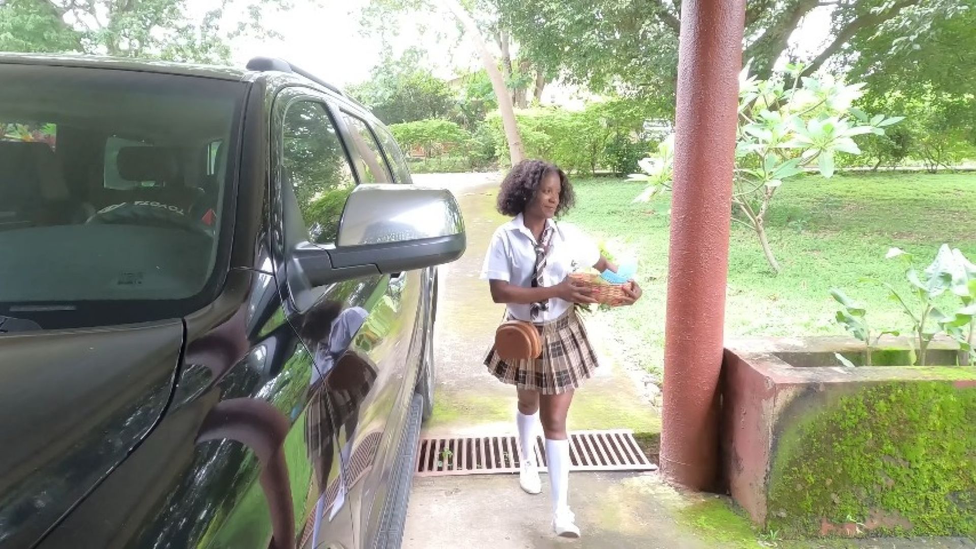 School girl selling cookies and ends up fucking old guy