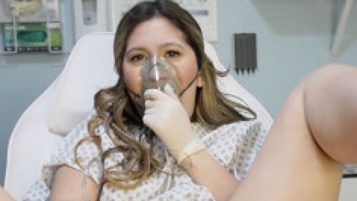 Patient fingers/pleasures herself with oxygen mask on