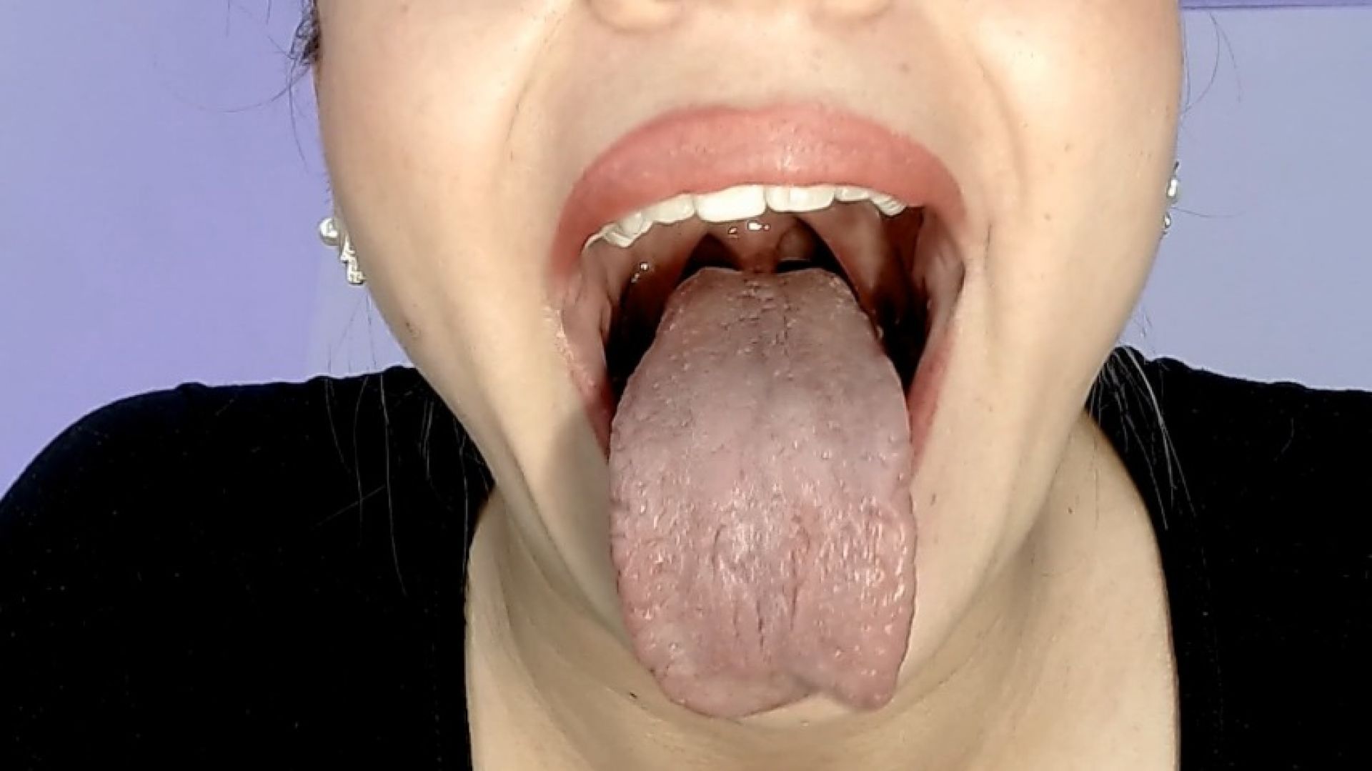 closeup uvula +Tongue Fetish