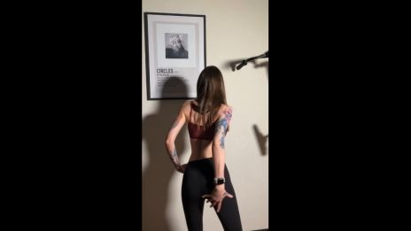 Strip dance in leggings until total nude