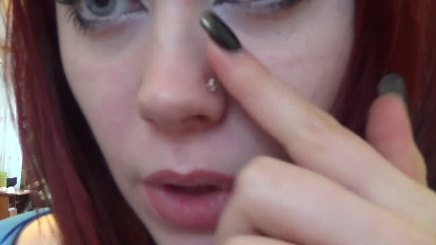 nose piersing fetish