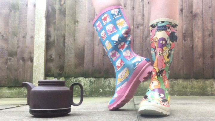 Arikajira Teapot Crush Wellies Fetish