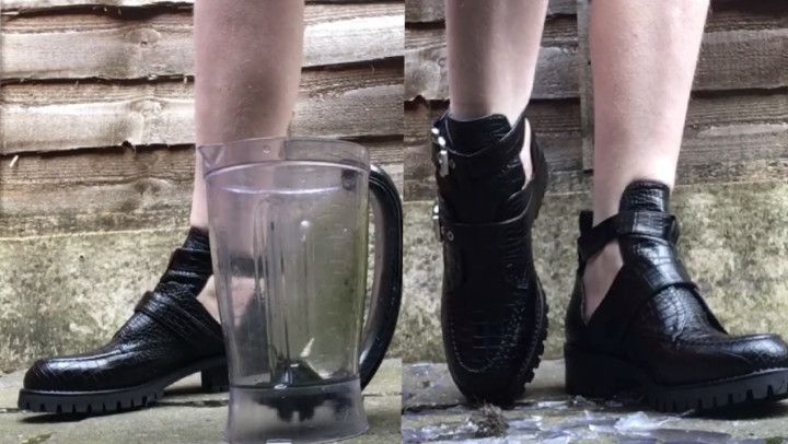 Arikajira Jug Crush Shoe Boot Fetish