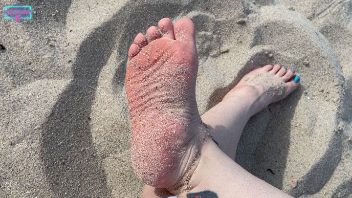 Sandy Feet