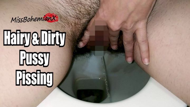 Hairy n Dirty Pussy Pissing on Dirty WC - CloseUp Pee Fetish