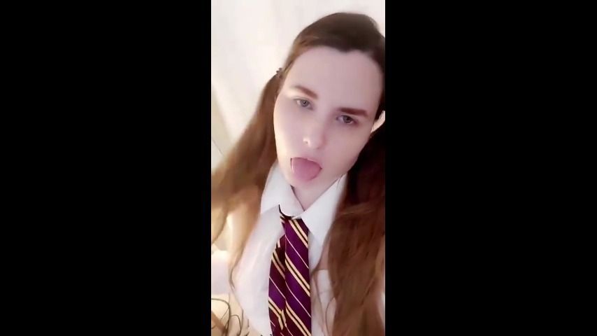 Schoolgirl Deepthroat