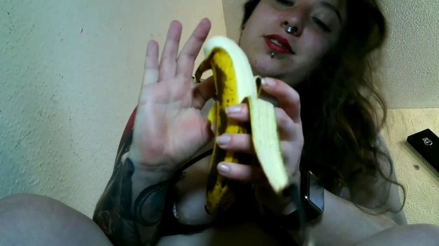 Banana Feed